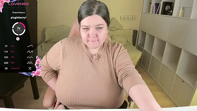 PlumPie online show from November 8, 11:03 pm