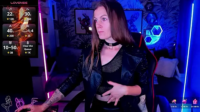 Snapshot of Devi_Evi chatting on December 1, 5:46 pm Devi Evi online show from December 1, 5:46 pm