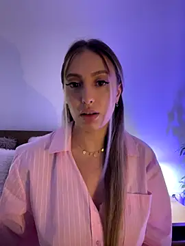 Eva Ryen online show from October 8, 4:26 pm