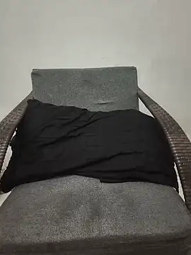 VIC22SECRET online show from May 31, 1:14 am