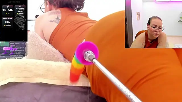 Paulina Davis  online show from February 14, 12:07 am