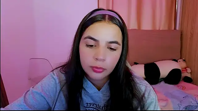  elenna online show from April 14, 6:03 pm