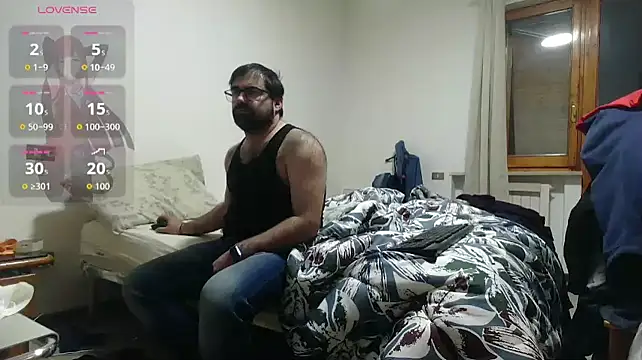 Attila985 online show from April 7, 11:37 pm