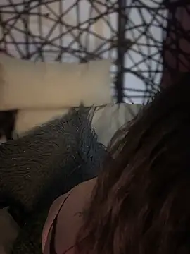 Snapshot of sahorix1 chatting on December 31, 10:45 pm sahorix1 online show from December 31, 10:45 pm