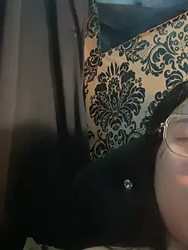 Snapshot of BlackAlison chatting on May 1, 4:55 pm BlackAlison online show from May 1, 4:55 pm