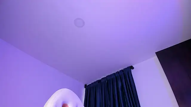 perla7777 online show from March 18, 5:16 pm