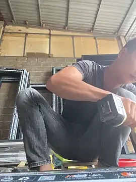 Snapshot of Naughty--asian chatting on November 18, 12:49 am Naughty--asian online show from November 18, 12:49 am