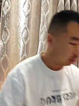 guozuo online show from August 2, 1:42 pm