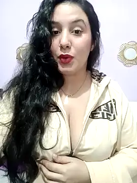 Deina bunny online show from December 17, 10:22 pm