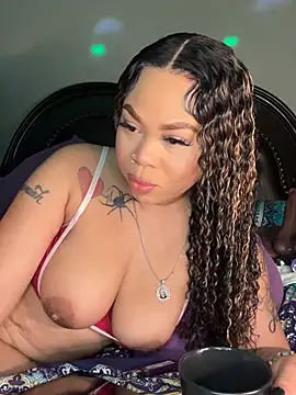 ThickAssRena online show from July 6, 5:37 am