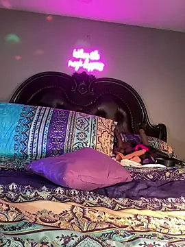 ThickAssRena online show from July 16, 2:17 am