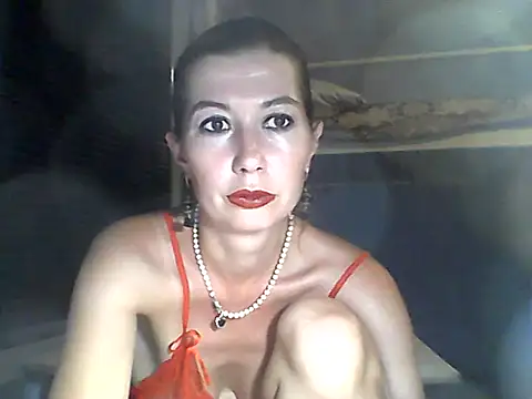 Snapshot of Olesja chatting on June 12, 7:24 pm Olesja online show from June 12, 7:24 pm