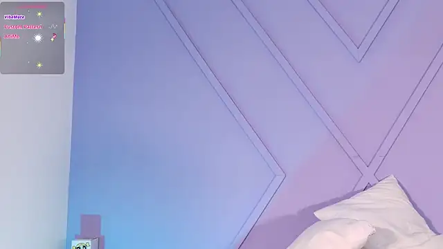 emmajohnss online show from December 2, 3:56 am