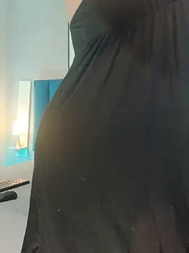 Madisonsmiith online show from February 26, 8:08 pm