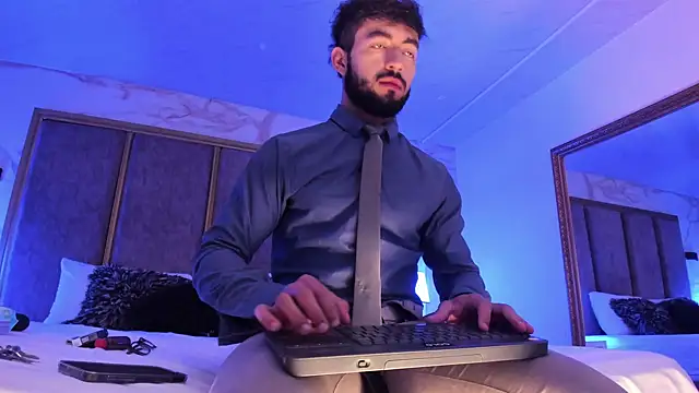 MarkWalker   online show from February 28, 11:03 am