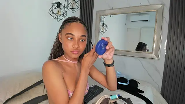 kristyl paez online show from April 12, 6:57 pm