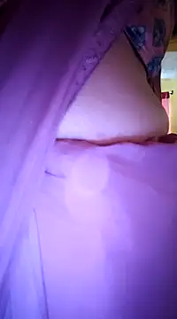 Snapshot of Riyasingh9 chatting on December 29, 3:33 am Riyasingh9 online show from December 29, 3:33 am