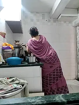 Snapshot of Riyasingh9 chatting on January 2, 4:20 am Riyasingh9 online show from January 2, 4:20 am