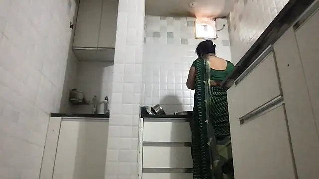 Riyasingh9 online show from January 16, 4:38 am