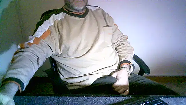 Greek Passion online show from December 5, 6:26 pm