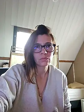 Lina lou4 online show from February 27, 9:00 am