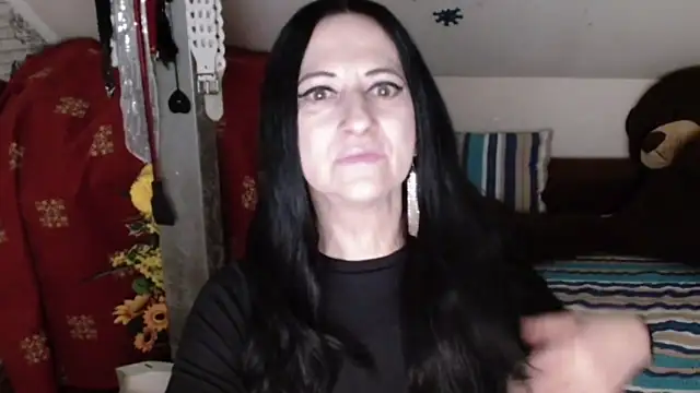 DebraMilf online show from March 22, 2:15 am