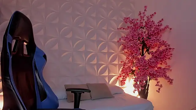 cora 22 online show from March 2, 12:56 pm