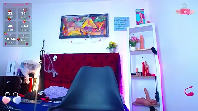 louise nails online show from November 5, 4:18 pm