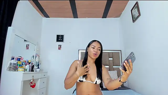 kendall-ewers online show from March 21, 11:01 pm