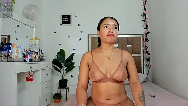 kendall-ewers online show from March 24, 11:32 pm