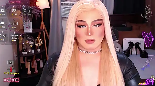 Snapshot of Bitch_Fowler69 chatting on December 2, 10:50 am Bitch Fowler69 online show from December 2, 10:50 am