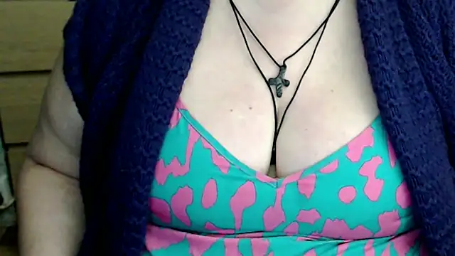 mayasmith online show from November 18, 8:02 pm