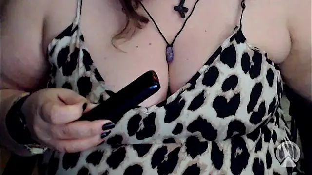 Snapshot of mayasmith chatting on June 4, 6:30 am mayasmith online show from June 4, 6:30 am