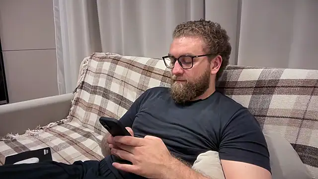 Bear bear  online show from May 30, 9:06 am