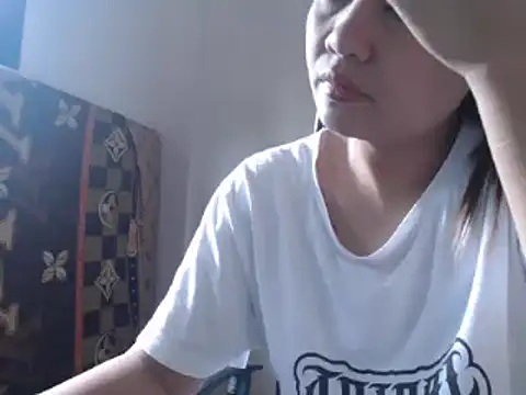 xTheLastVIRGINx online show from January 19, 5:58 am