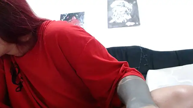 Snapshot of Emmily_Fox chatting on February 21, 4:26 pm Emmily Fox online show from February 21, 4:26 pm