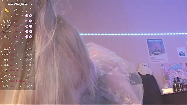 MiaMiaMeow online show from January 30, 2:58 pm