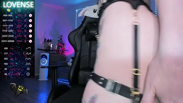 RachelQueen  online show from December 22, 12:05 pm