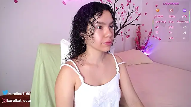 Karolina 1 online show from February 20, 1:55 pm