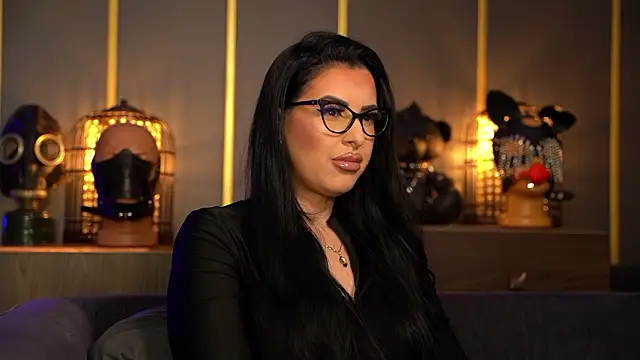 kelly kent online show from February 13, 11:12 pm