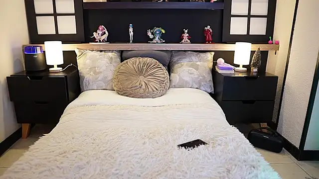 Scarlett collins02 online show from December 4, 3:16 am