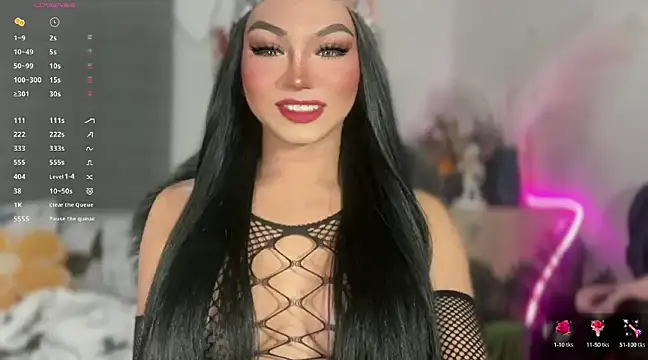 Snapshot of sassy_olivia chatting on January 2, 7:12 am sassy olivia online show from January 2, 7:12 am