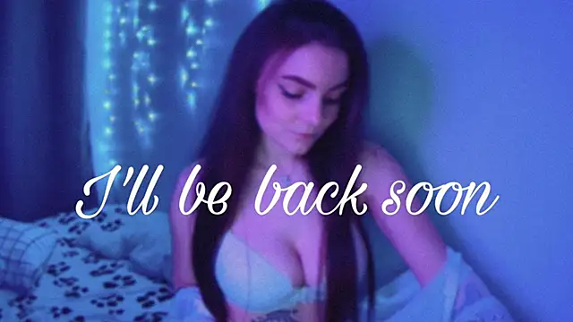 Snapshot of xwiuiwx chatting on December 8, 10:57 pm xwiuiwx online show from December 8, 10:57 pm