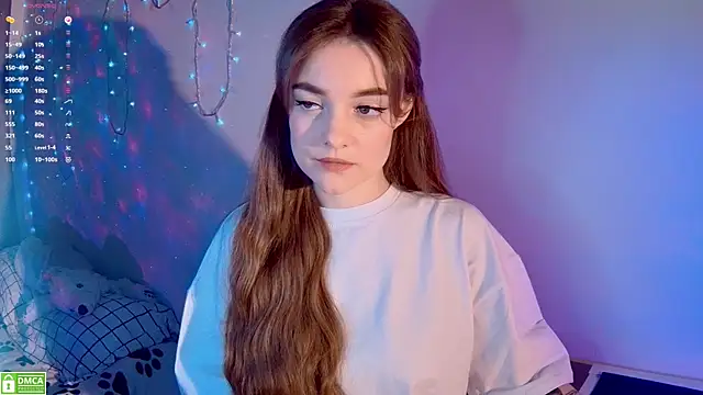 Snapshot of xwiuiwx chatting on December 11, 7:46 pm xwiuiwx online show from December 11, 7:46 pm