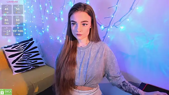 Snapshot of xwiuiwx chatting on February 6, 7:07 pm xwiuiwx online show from February 6, 7:07 pm