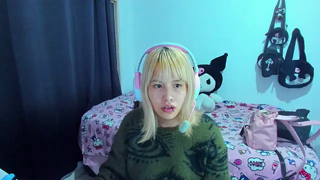 Akane-Mou online show from November 21, 3:38 am