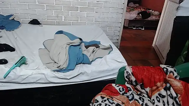 valeriaswang Lucas online show from April 17, 1:58 pm