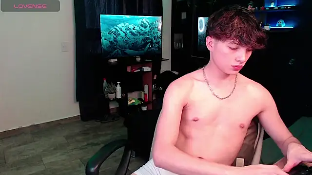 Snapshot of andybxby chatting on January 14, 9:51 pm andybxby online show from January 14, 9:51 pm