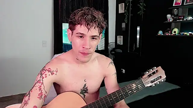 Snapshot of andybxby chatting on March 14, 9:00 pm andybxby online show from March 14, 9:00 pm