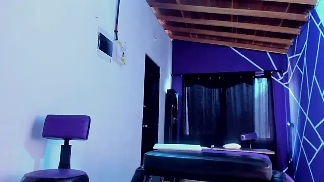 Snapshot of ink_demonxxx chatting on October 6, 7:11 pm ink demonxxx online show from October 6, 7:11 pm